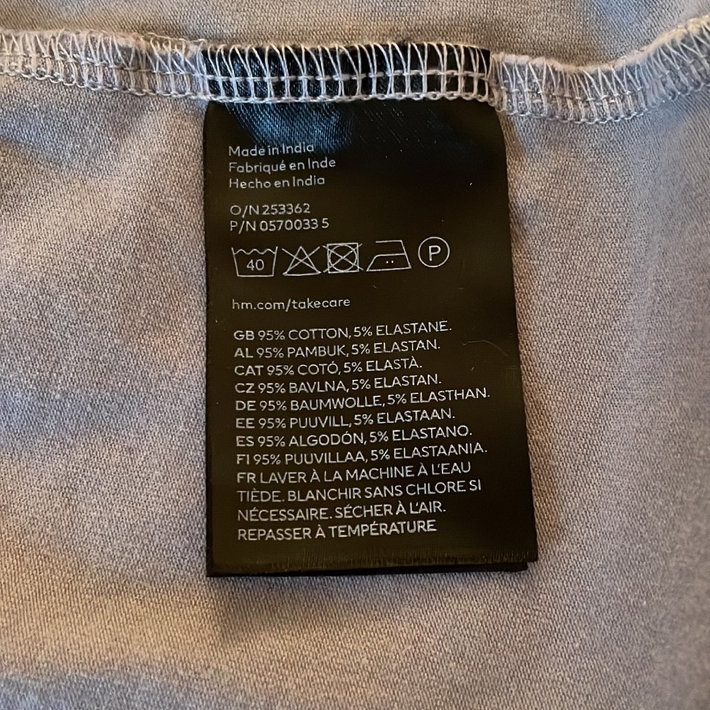 Bundle Of 2 H&M Tanks - image 7